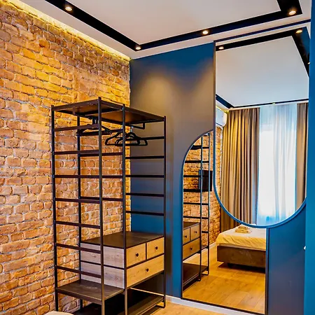 公寓 Miha Premium *